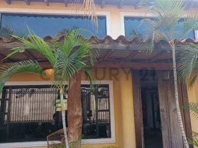 En venta Casa equipada en urbanización Paraíso 1, Pampatar